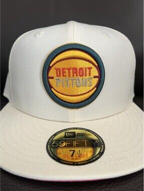 Men's Detroit Pistons New Era 59FIFTY Pink Brim Fitted Hat / Cap Size 7/12